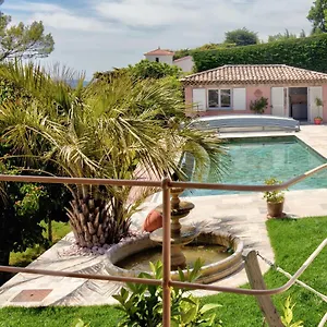 Adorable Maison Indépendante 30m2 Avec Piscine En Saison Appartement